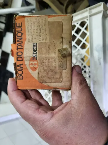Boia tanque chevete 90 em diante nova na caixa
