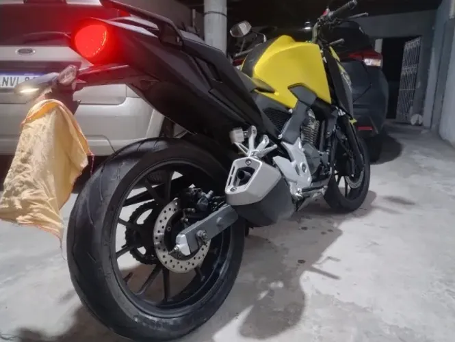 Vendo CB300 Twister (2023)
