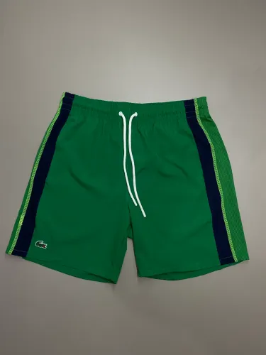 Bermuda Tactel Verde Limitada