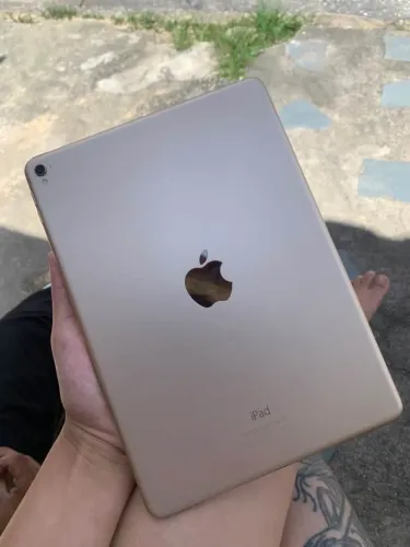 VENDO OU TROCO IPAD PRO 9,7PLGD 256GB 2016
