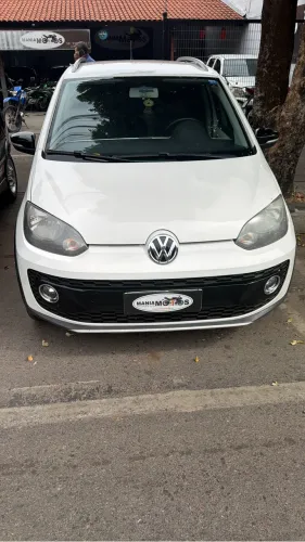 Volkswagen Up! Cross 1.0 TSI Total Flex 12V 5P 2016