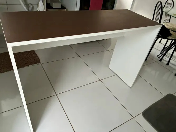 Escrivaninha Grande em Ótimo Estado - Home Office/Estudos