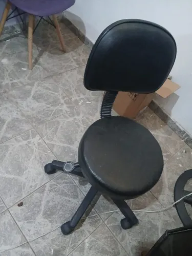 Cadeira para cílios e unhas