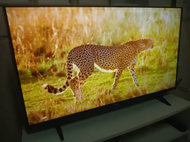Smart tv aoc 42 polegadas semi nova borda infinita !