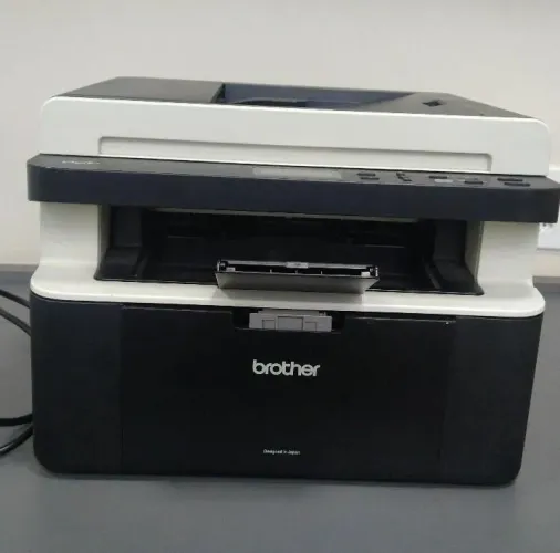 Multifuncional brother DCP-1617NW