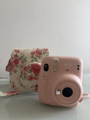 Instax fujifilm mini 11 rosa com case