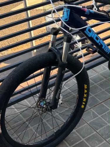 Suspensão 26