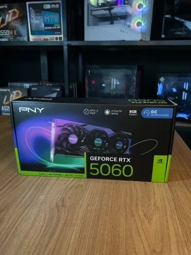 Placa de Vídeo PNY GeForce RTX 5060 EPIC-X RGB OC Triple Fan, 8GB GDDR7, 128-bit (LOJA FÍS