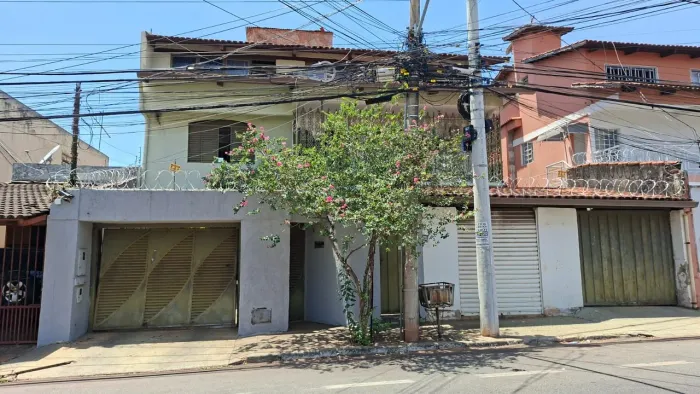 Sobrado rua abaixo Hospital maternidade Vila nova