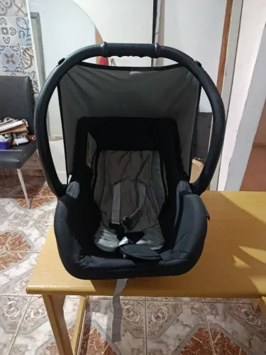 VENDO BEBE CONFORTO DESAPEGO