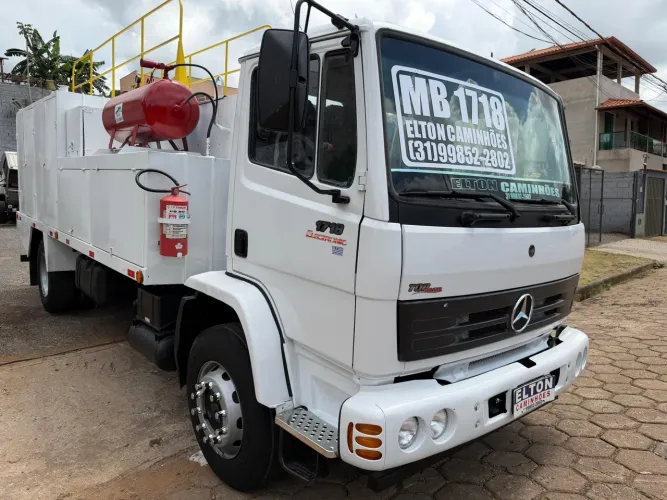 CAMINHÃO COMBOIO MB 1718 ANO 2010 A TODA PROVA