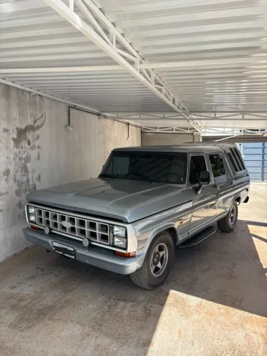 Ford F-1000 Cd/blazer 3.9 Dies. 1987