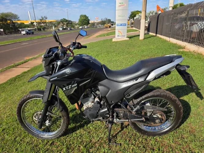 Moto XTZ Lander 250