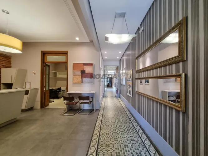 Loja comercial super central com fino acabamento