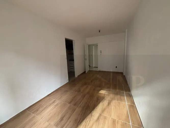 Kitnet para Locação no Centro - 30 m² | Sem Garantia Locatícia