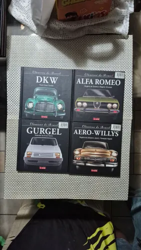 Coleção de livros "Clássicos do Brasil"