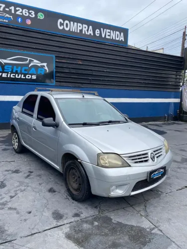 Renault Logan Authentique Hi-flex 1.0 16V 4P 2010