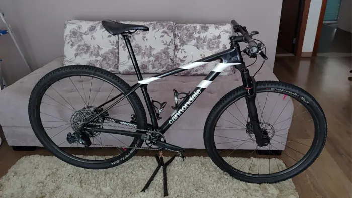 Bicicleta MTB Cannondale FSI Carbon 5