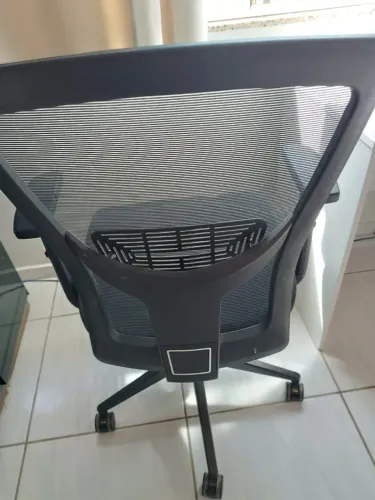 Cadeira Escritório Comfy Stance (Tela Mesh/Relax)