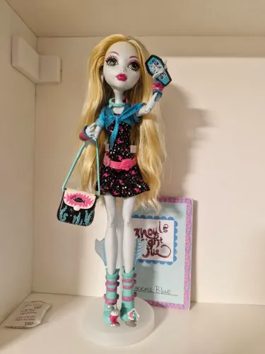 Boneca Monster High Lagoona Blue