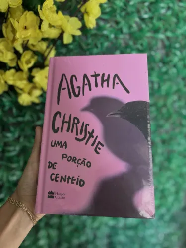 Livro Uma porção de centeio: Agatha Christie (lacrado).