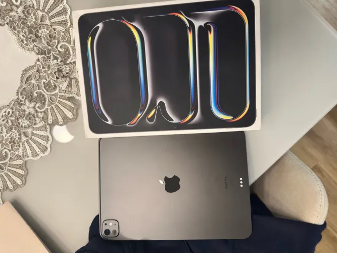 iPad 11 Pro M4 256g usado poucas vezes