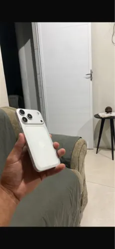 iPhone XR no 17 pro