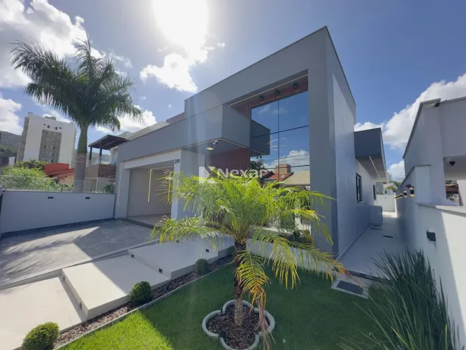 CASA ALTO PADRÃO PEDRA BRANCA