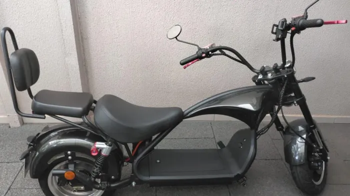 Scooter Chopper Elétrica 773 km Seminova