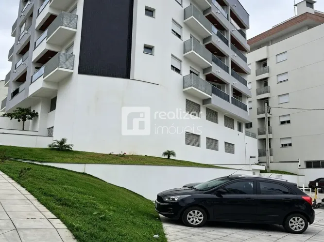 Apartamento 2 quartos no bairro Itacurubi - Florianópolis