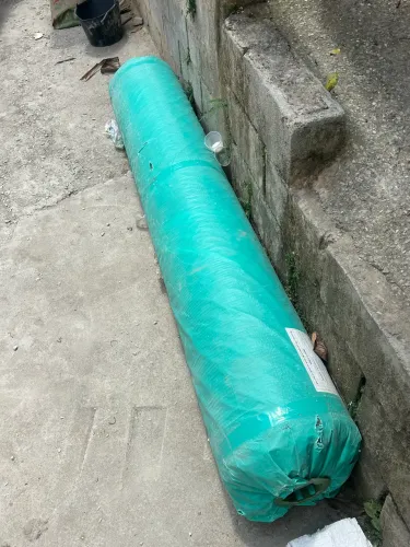 Grama rolo fechado