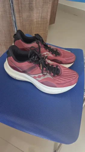 Tênis Saucony Tempus