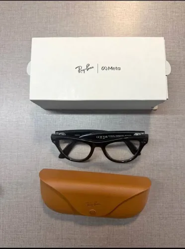 ÓCULOS RAY-BAN META SKYLER- GEN 2 POLARIZADO