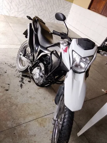 Bros 160