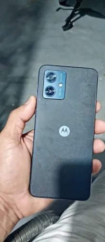 Vendo celular Motorola G54 semi novo