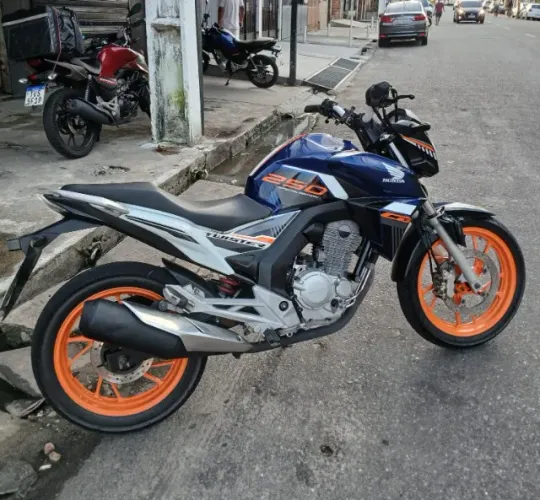 HONDA CB TWISTER 2020