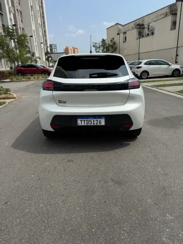 Peugeot 208 Style 1.0 Flex 6V 5P Mec. 2025