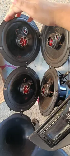 Aparelho de som para carr8