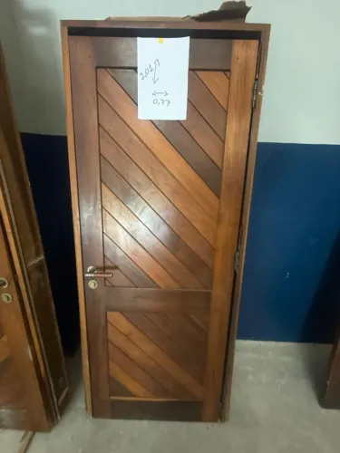Porta Maciça Canela