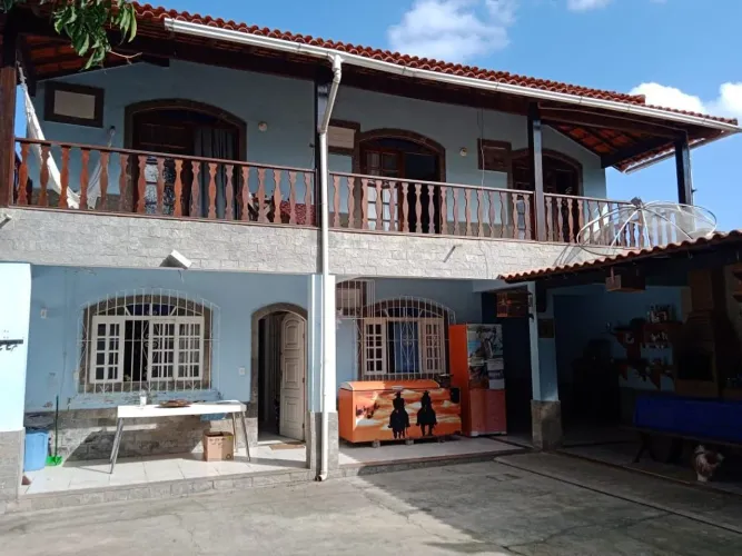 Casa com 6 dormitórios à venda, 242 m² por R$ 1.460.000,00 - Centro - Maricá/RJ