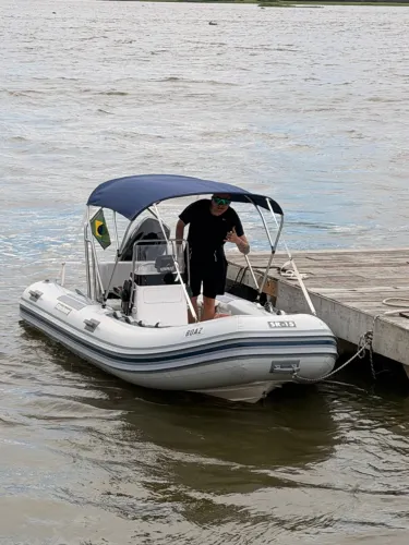 BOTE FLEXBOAT SR-15 - ANO 2021 - MOTOR MERCURY 60 HP - CAPACIDADE 6 PESSOAS