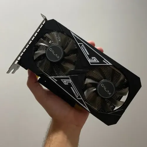 Placa de Vídeo Gamer GTX 1650 4GB GDDR6 128 Bit GALAX EX Plus 1-Click OC! Top para jogos