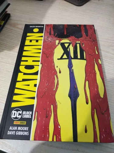 Watchmen - Alan Moore (capa dura)