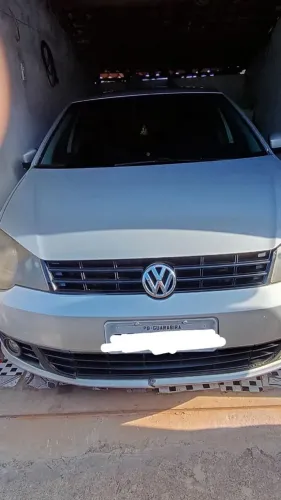 Volkswagen Polo Sedan 1.6 MI Total Flex 8V 4P 2013