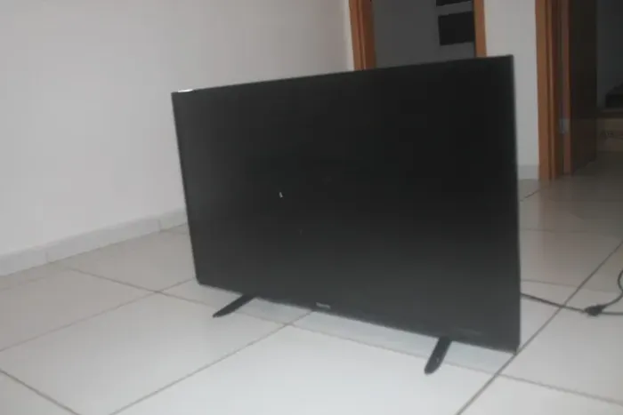 TV Panasonic LCD LED 40 - Leia o anúncio