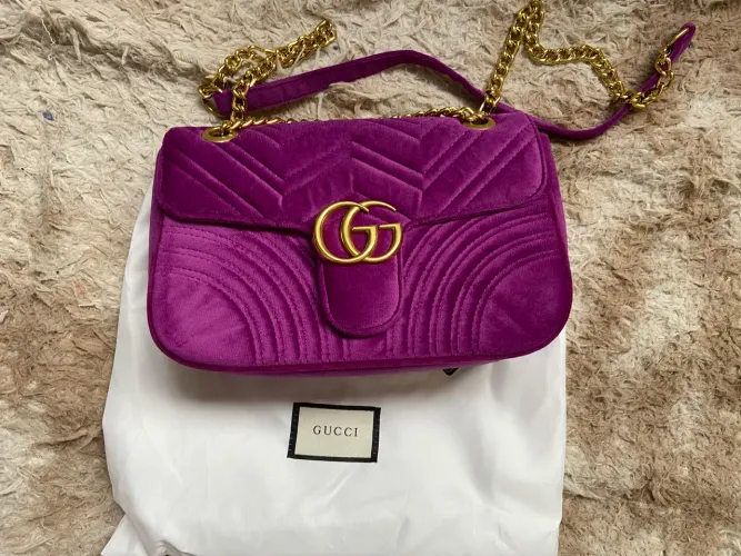 Gucci marmont veludo