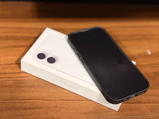 Iphone 16 256GB branco
