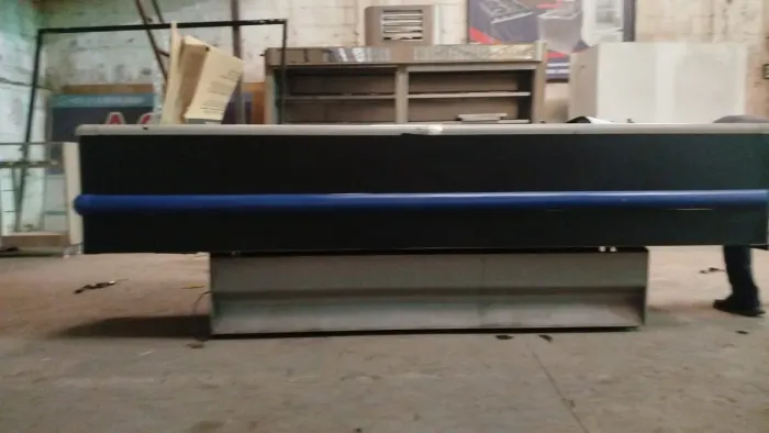 Ilha três metros de congelados 