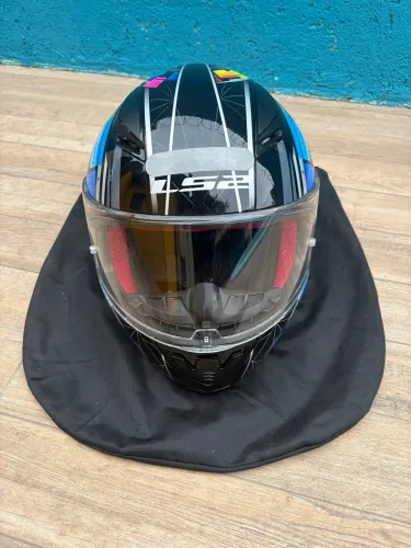 Capacete LS2 64cm