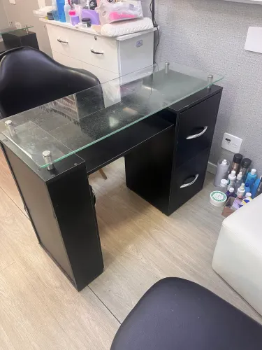 Mesa para manicure 